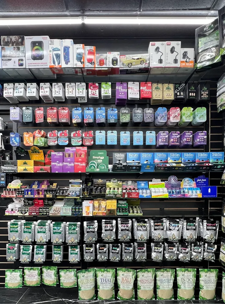 Kratom selection at Q Smoke Shop Hampton VA
